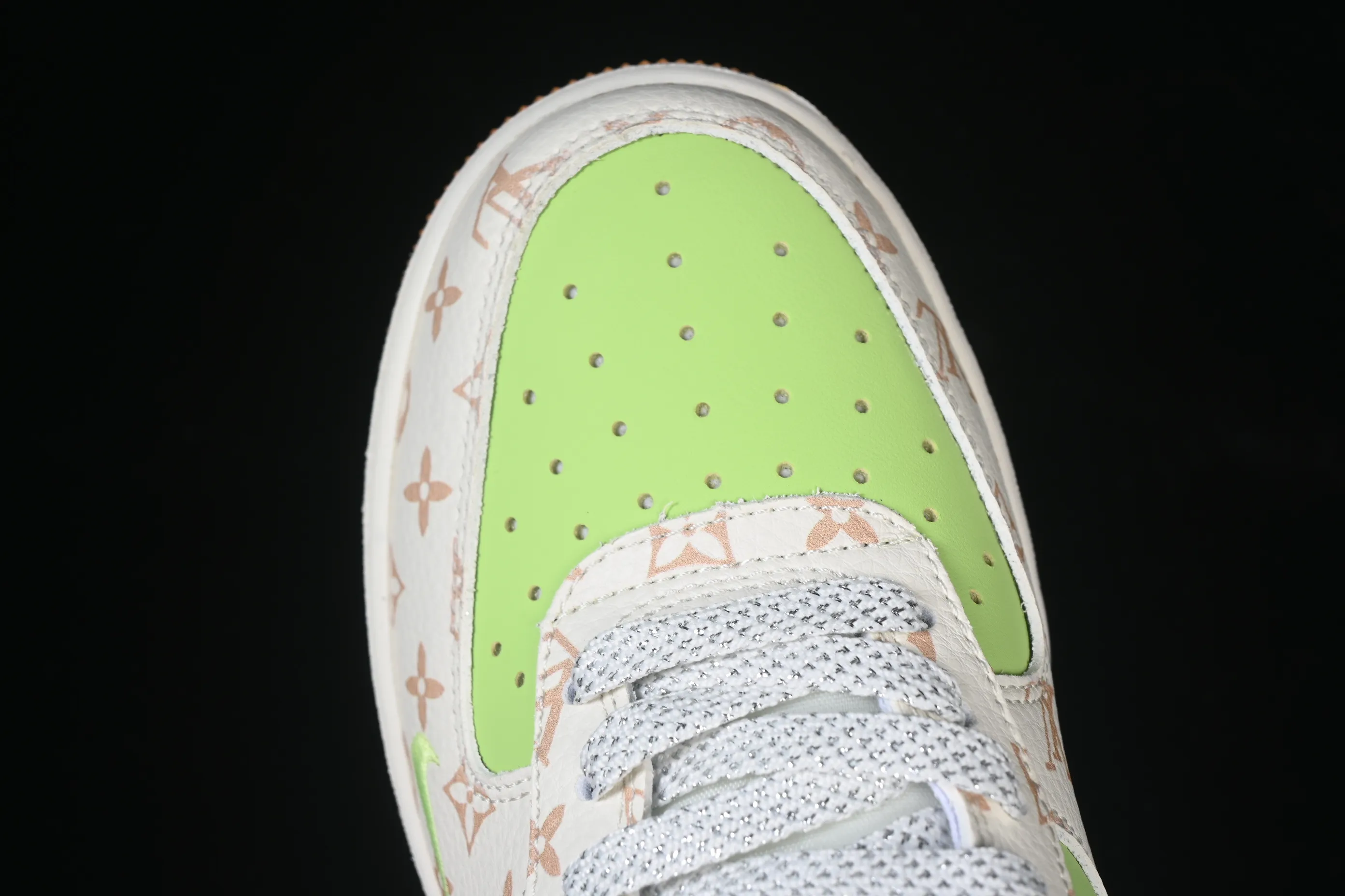 All categories Nk Air Force 1 Air Force series Nk Air Force 1 Low Air Force low-top Nike Air Force 1'07 Low LV joint Apple green silver hook Air Force 1 low-top casual sneakers DF0188-079